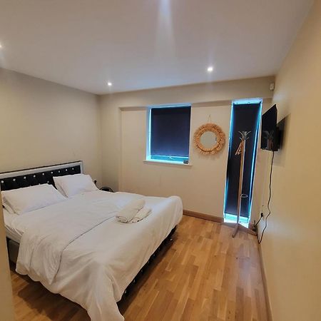 2 Bedrooms, 2 Bathrooms Stunning Penthouse City View Bradford  Exterior foto