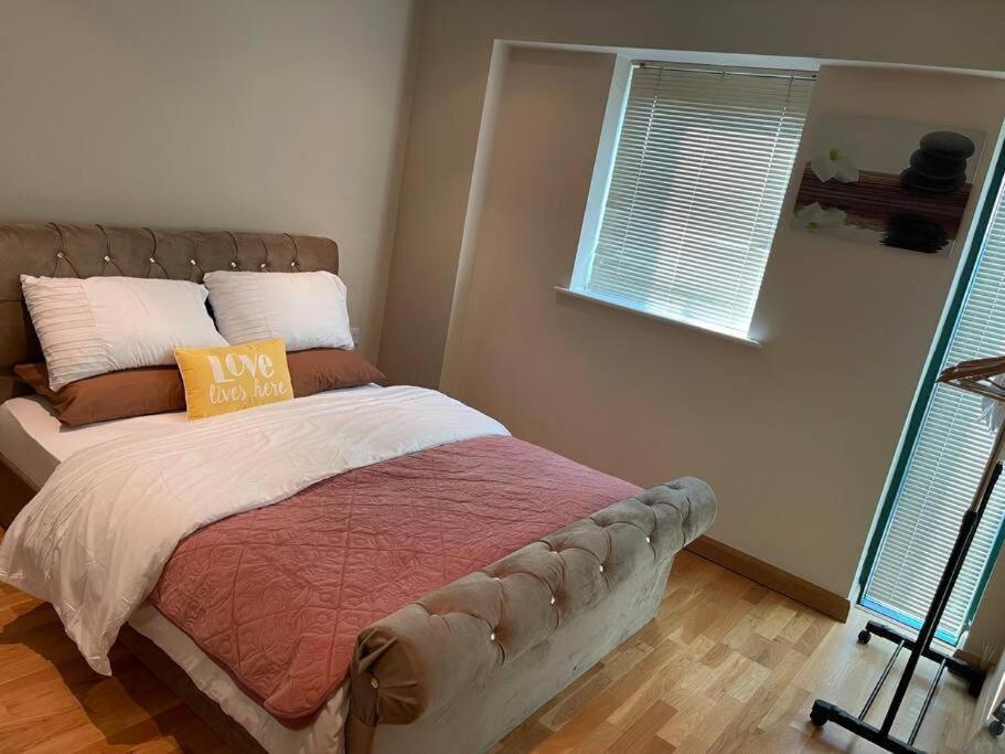 2 Bedrooms, 2 Bathrooms Stunning Penthouse City View Bradford  Exterior foto